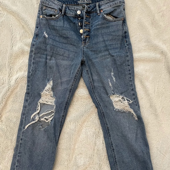 High rise women’s jeans - Picture 1 of 3